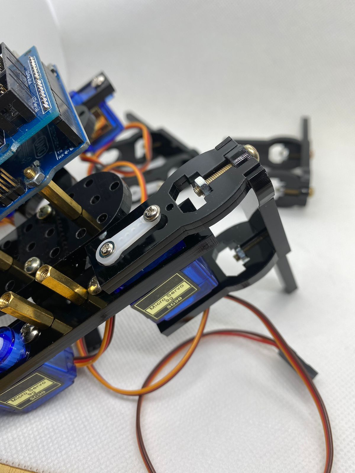 Quadrúpede Arduino