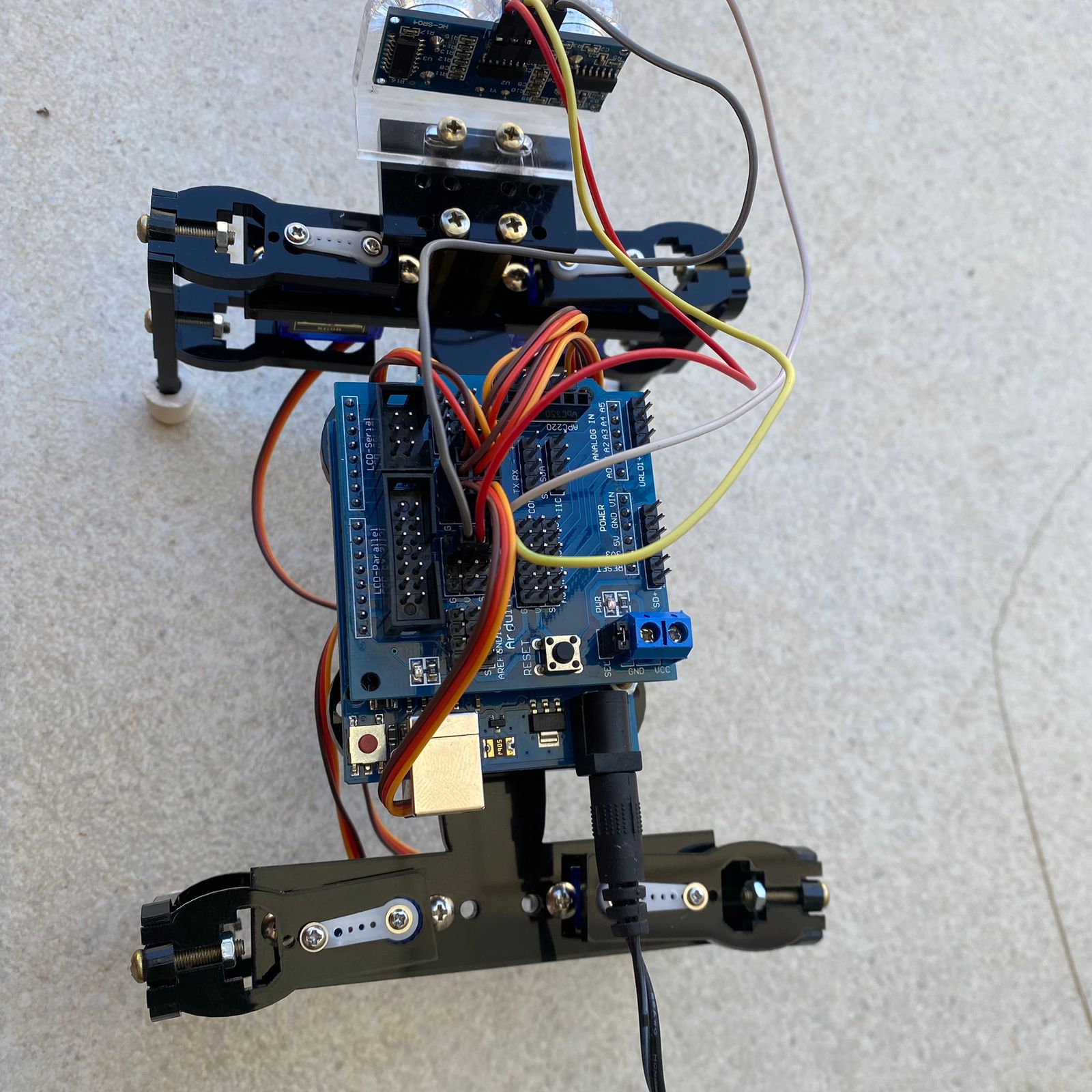 Quadrúpede Arduino